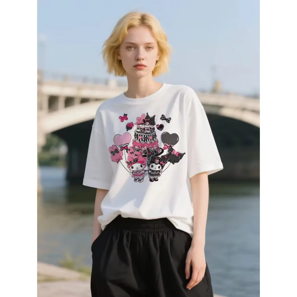 

Футболка MINISO Kuromi and My Melody, розовый топ с короткими рукавами и рисунком, женская свободная повседневная мягкая хлопковая футболка, удобная