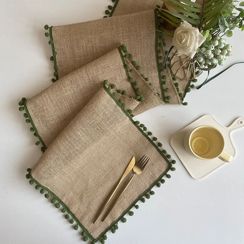 Upgrade your dining table with a stunning, high-quality, and durable linen table runner. This exquisite and elegant piece will e