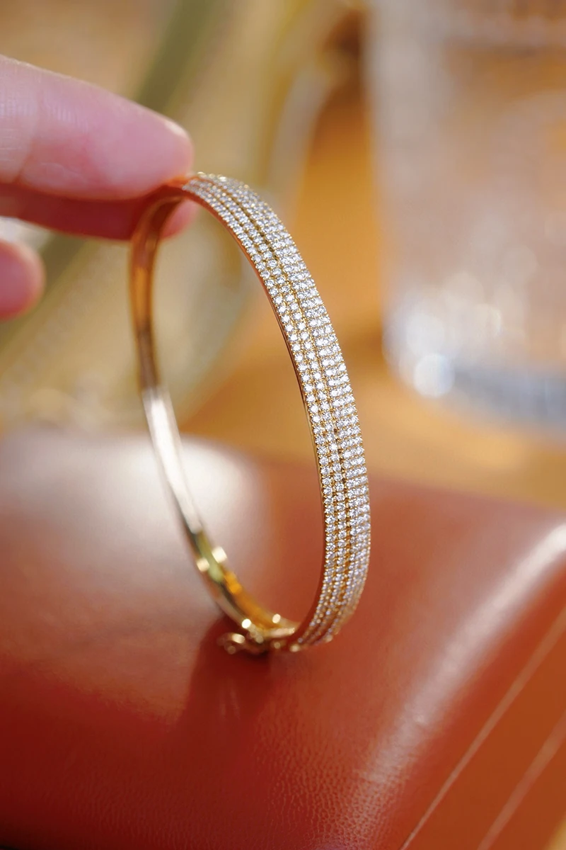 KUGG 100% 18K Yellow Gold Bangle Luxury Vintage Style 1.6carat Real Natural Diamond Bangle for Women Shiny High Party Jewelry