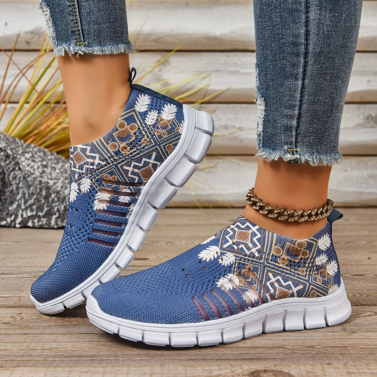 

Autumn Plus Size Women's Shoes: Breathable Round-Toe Flat Casual Flats in European Style