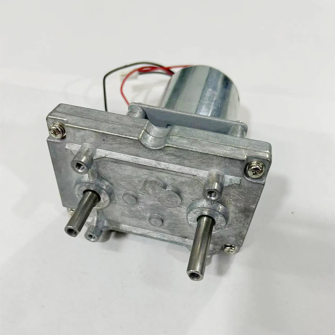 24V 70RPM double shaft geared motor, happy circus game machine return motor