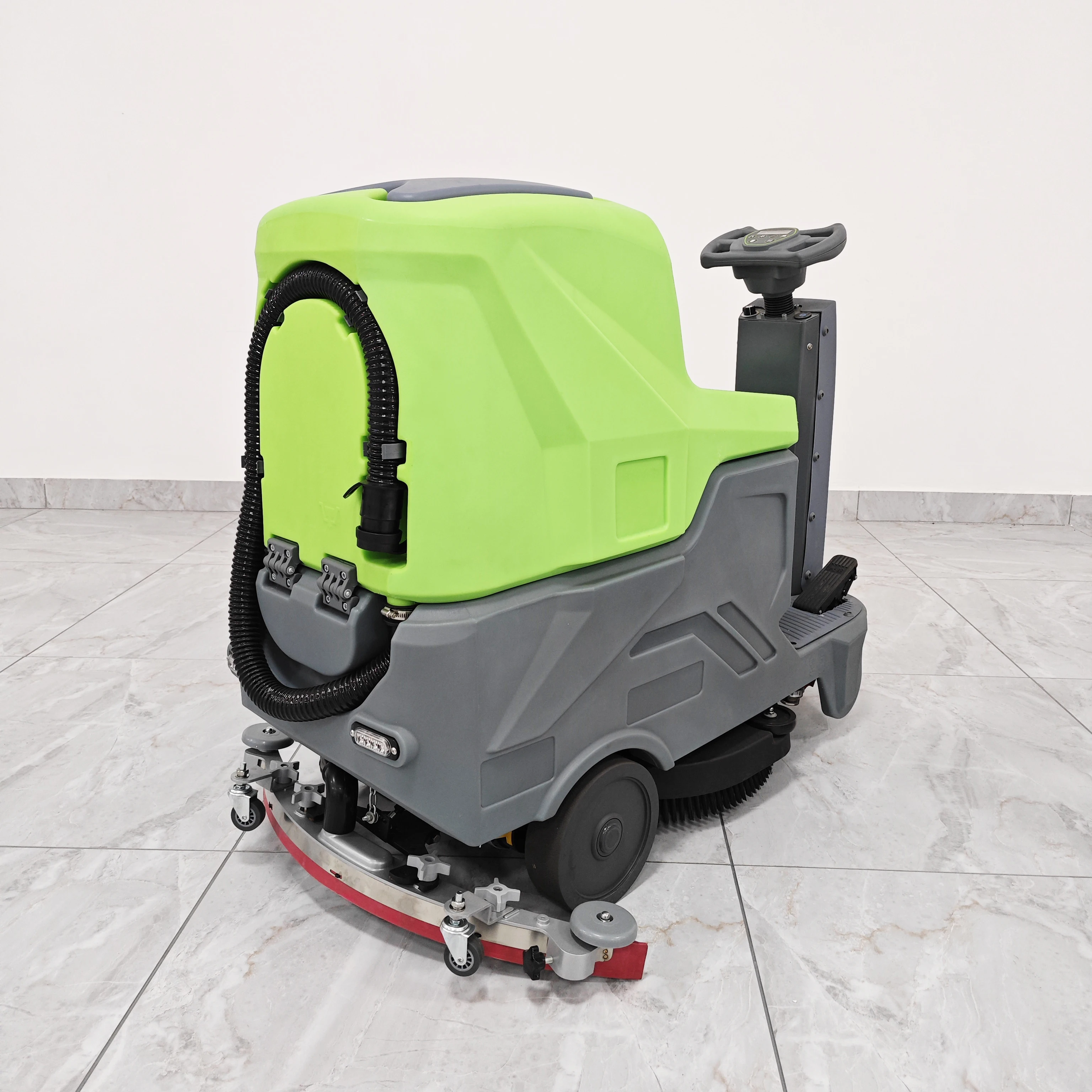 

CleanHorse M40 Lower Price Rotomolded Large Ride On Scrubbing Machine Floor Scrubber