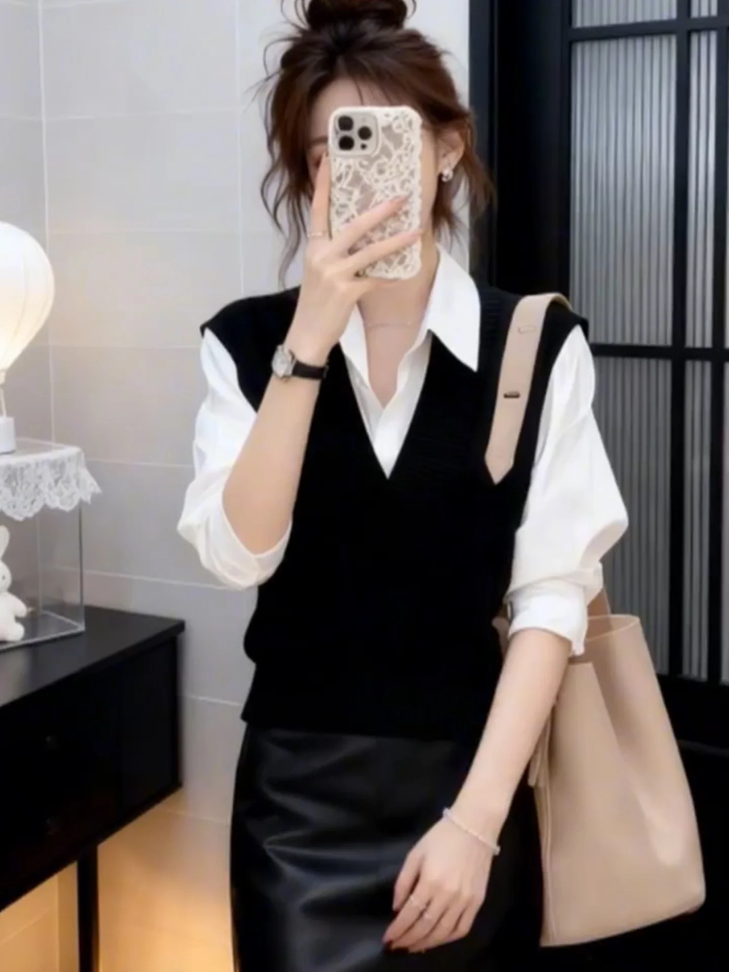 

Faionable V-Ne Knitted Vest Women's Svel Casual Sle Pure Color Slimming Design Winter Commute ential