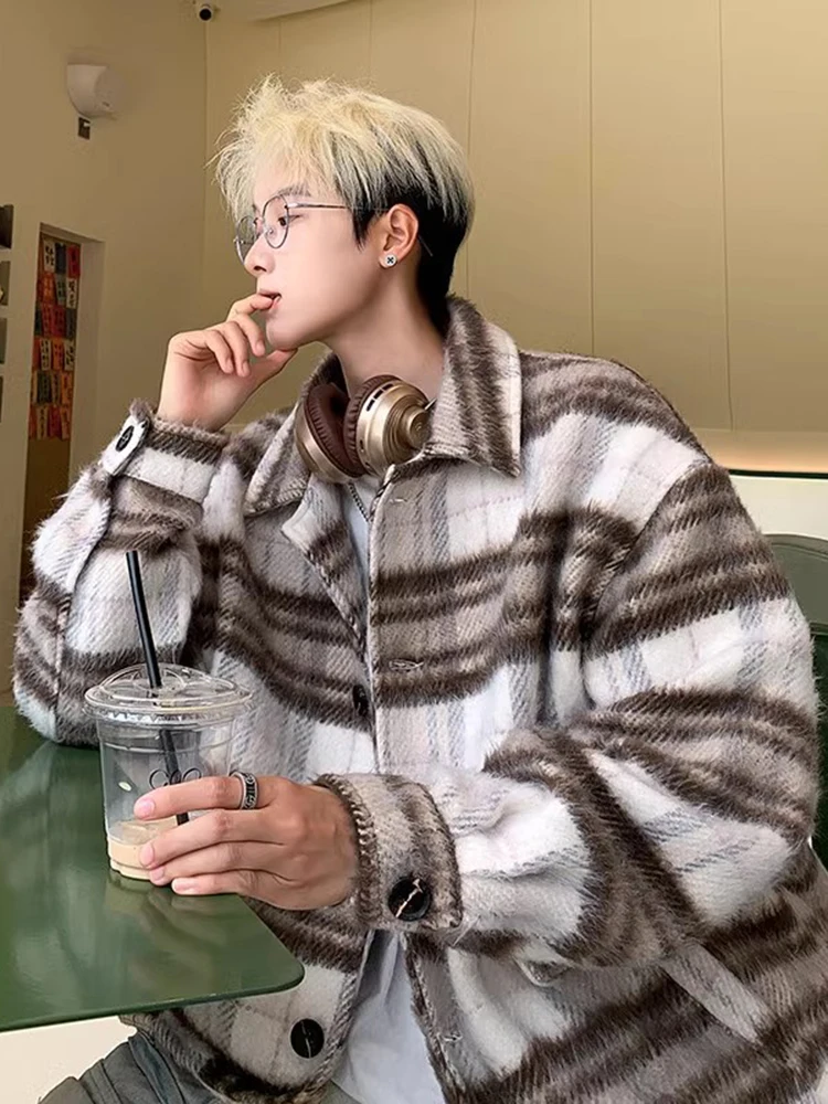 

Мужское шерстяное пальто на осень-зиму: мягкое, уютное, в клетку, модное, свободного кроя, молодежное, ветрозащитное, на одной пуговице