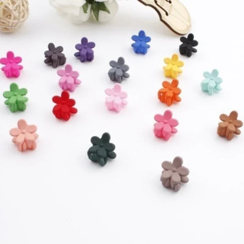 New Fashion Baby Girls Small Hair Claw Cute Candy Color Flower Jaw Clip Children Korean Hairpin Accessories