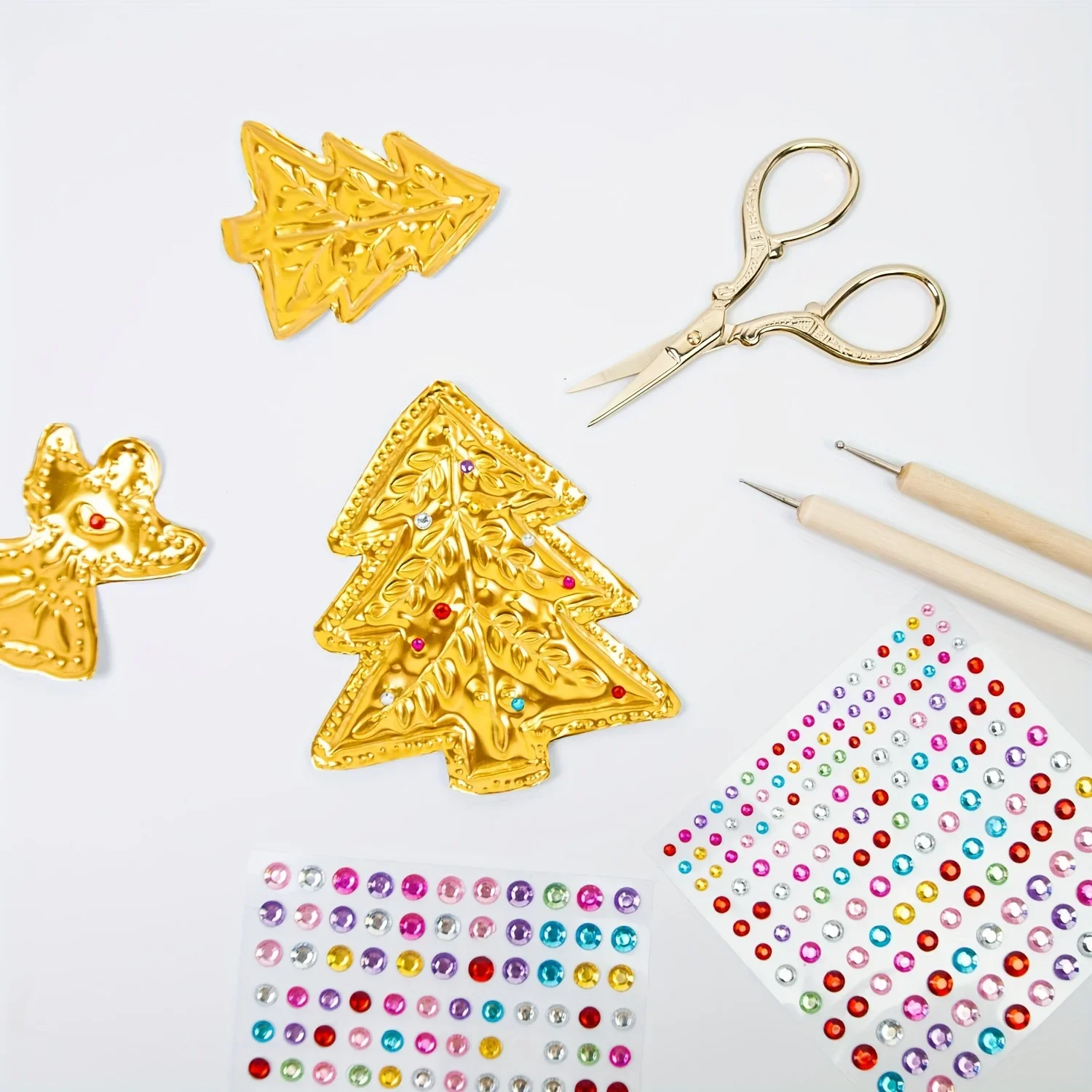 

Gold Leaf Sheets (4.7x4.7" & 7.8x11.8") for Gilding Crafts Complete Kit with Gilding Brush Metallic Thread Fabric & 165 Diamond