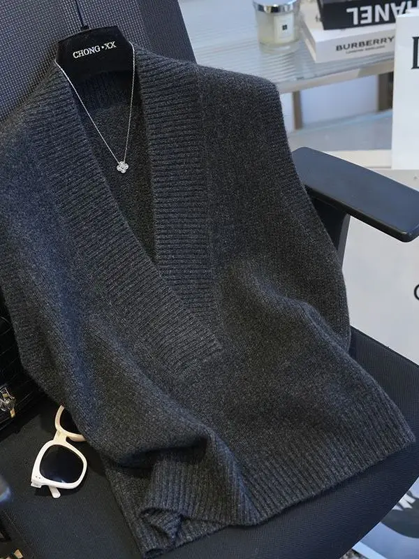 

Camere Sweater V-Ne Knitted Vest Women's Faion Autumn Winter Soft Cozy Inner Wear Svel Top Commute Sle Pure Color
