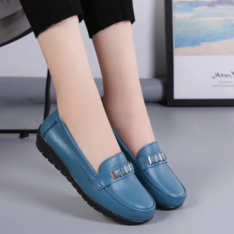 

Women Flats Shoes Leather Breathable Moccasins Fashion Ladies Casual Shoes Slip on Women's Loafers Spring Autumn Mother Shoes