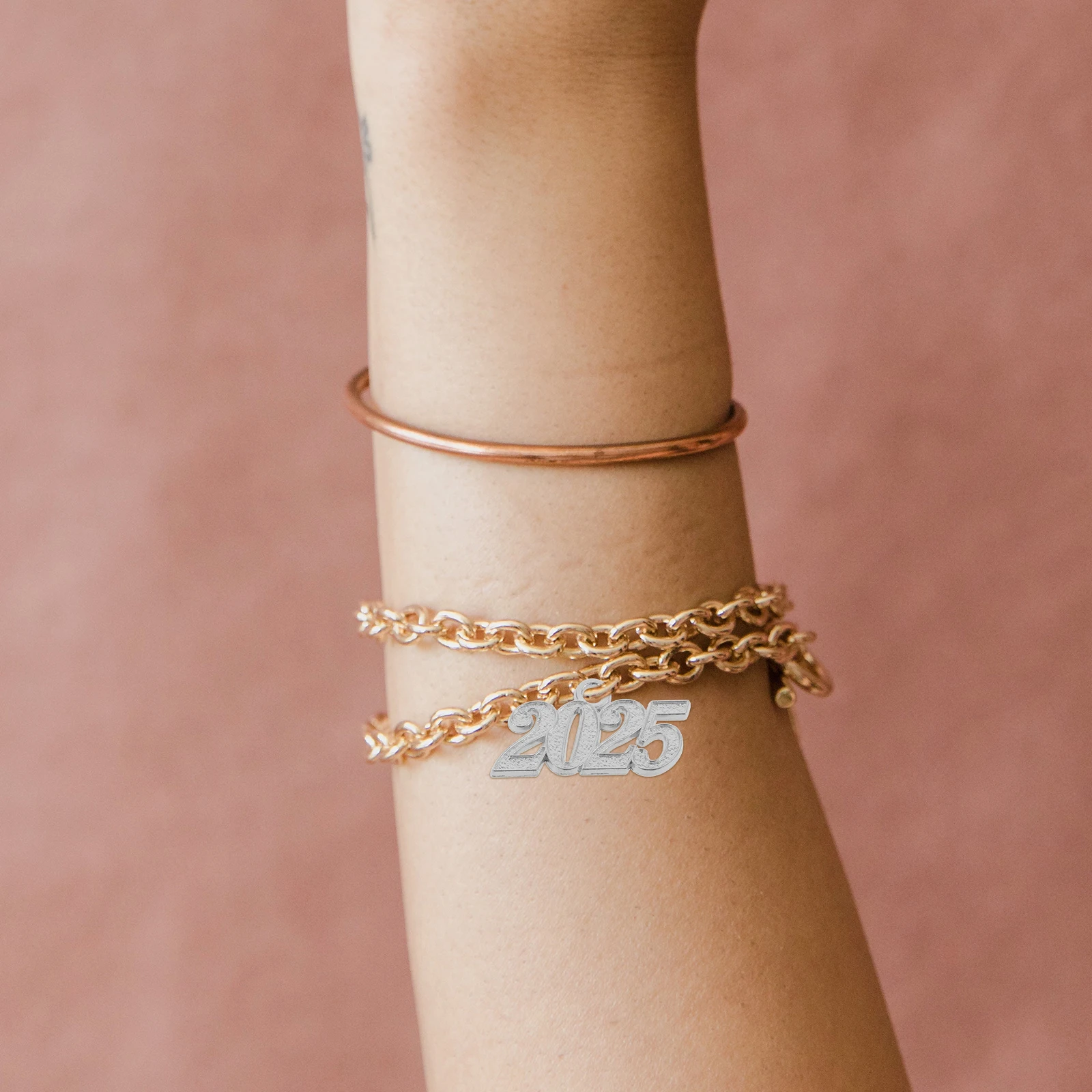 

12Pcs 2025 Number Charms DIY Pendant Jewelry Making Supplies for Bracelets Necklaces Earrings Keychains Number Pendant