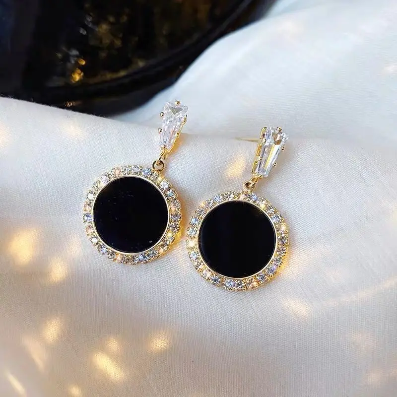 Vintage Round Black Enamel Dangle Earrings For Women Gold Plated Paved Shiny Crystal Zircon Drop Earring Party Wedding Jewelry