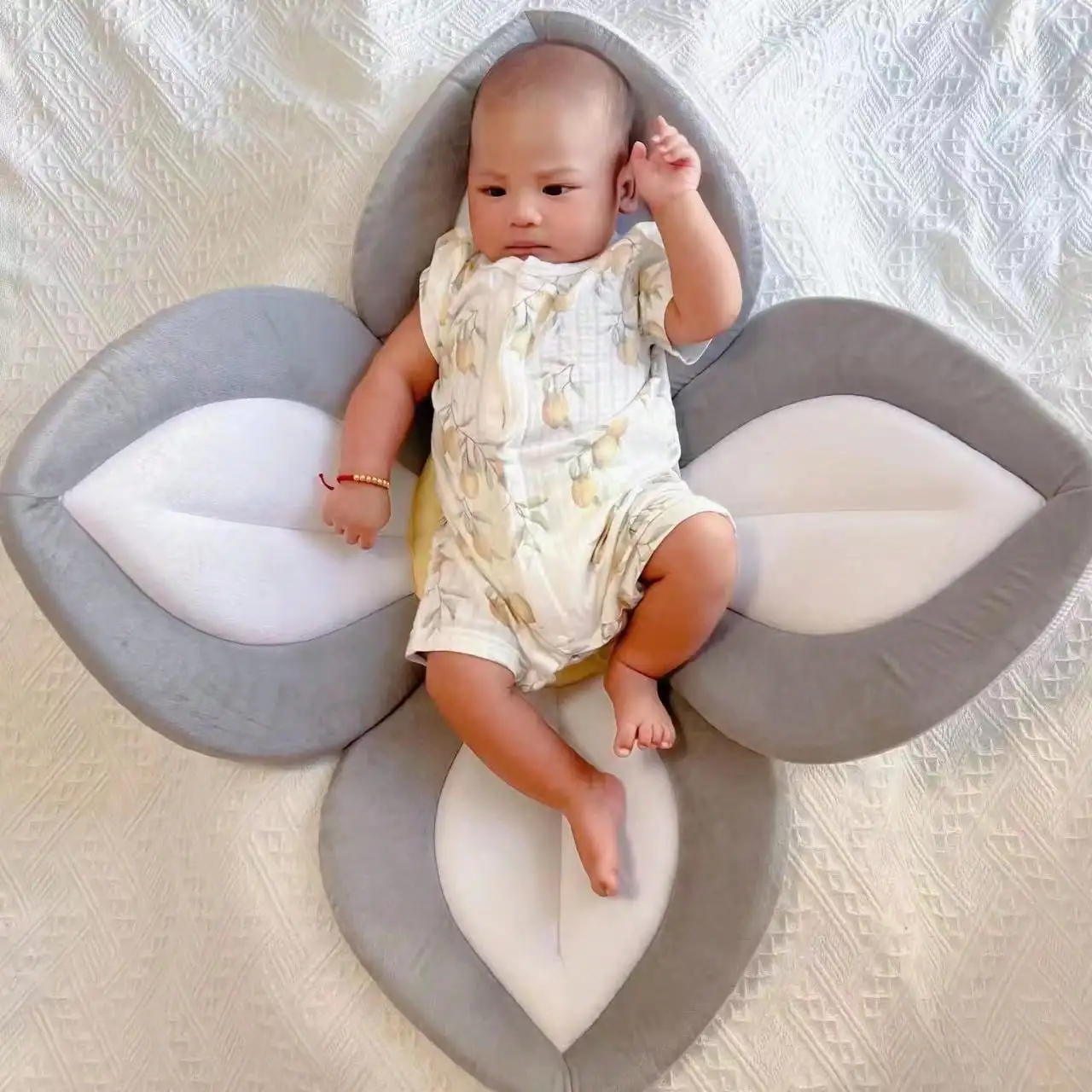 assento-de-banho-para-bebes-blooming-bath-lotus-para-conforto-no-banho-do-bebe-almofada-de-banheira-que-nao-deforma-facilmente-assento-em-forma-de-flor-seguro