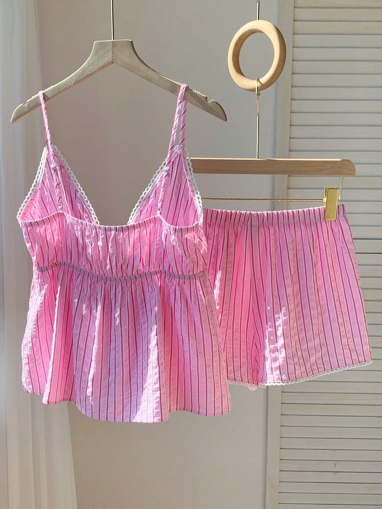 

Pink Striped V-Neck Ruffle Camisole And Shorts 2pcs Set Summer
