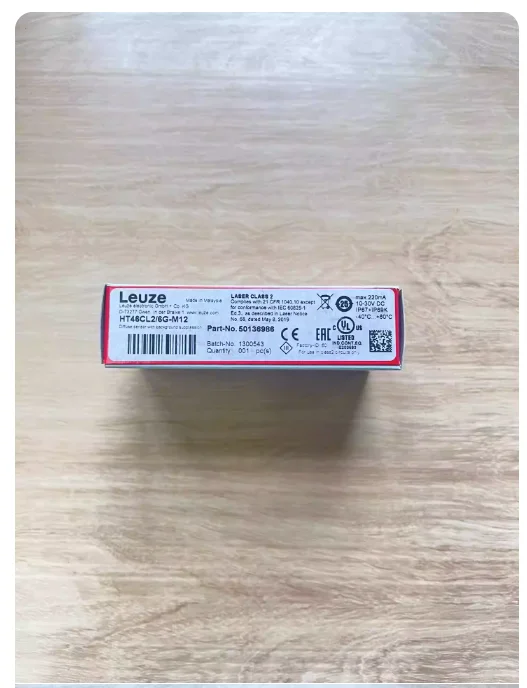 

HT46CL2/6G-M12 Order number: 50136986 Sensor with background suppression