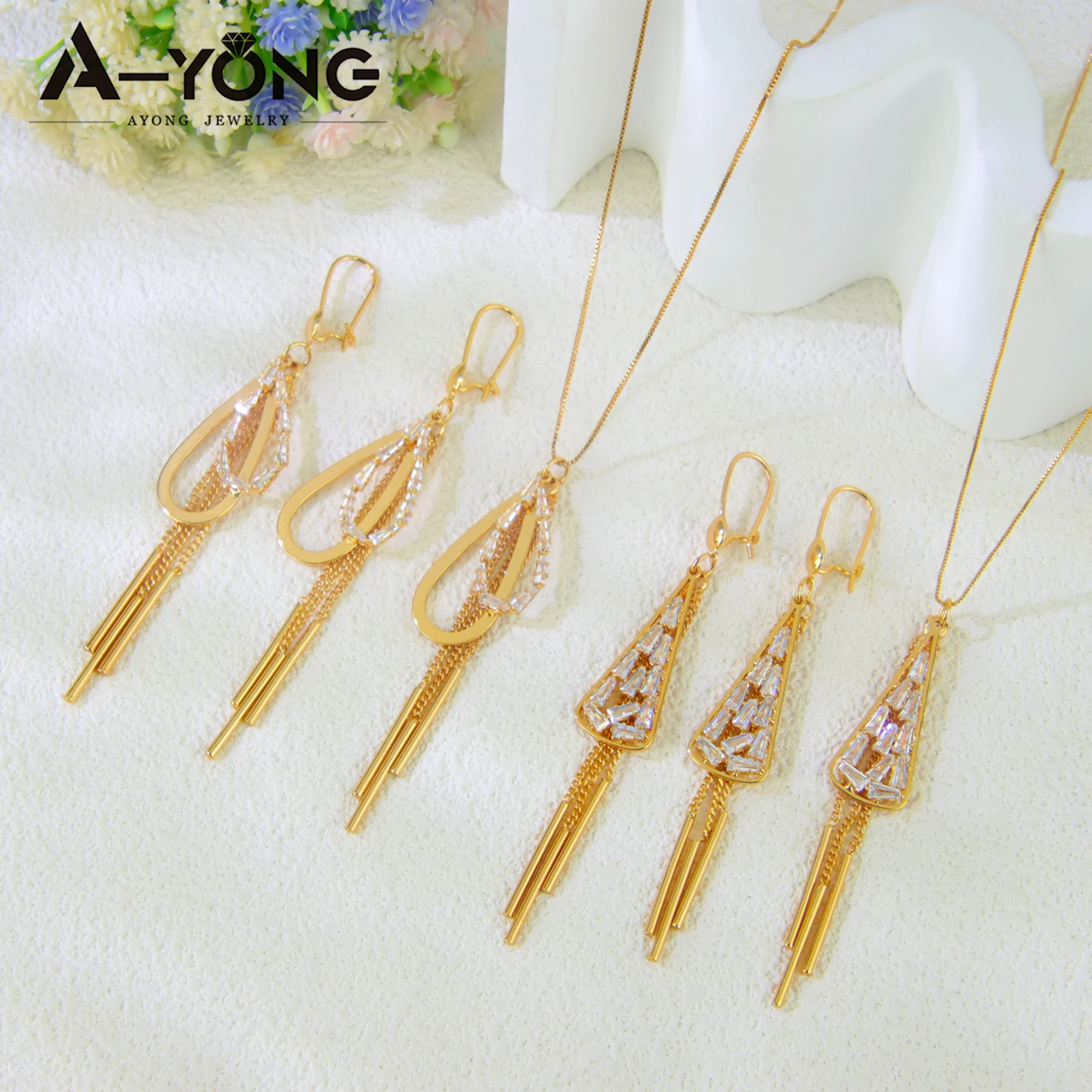 

Elegant Shiny Tassel Necklace Set 21k Gold Plated Geometric Triangular Key Lock Zirconia Earrings Oman Women Event Party Jewelry