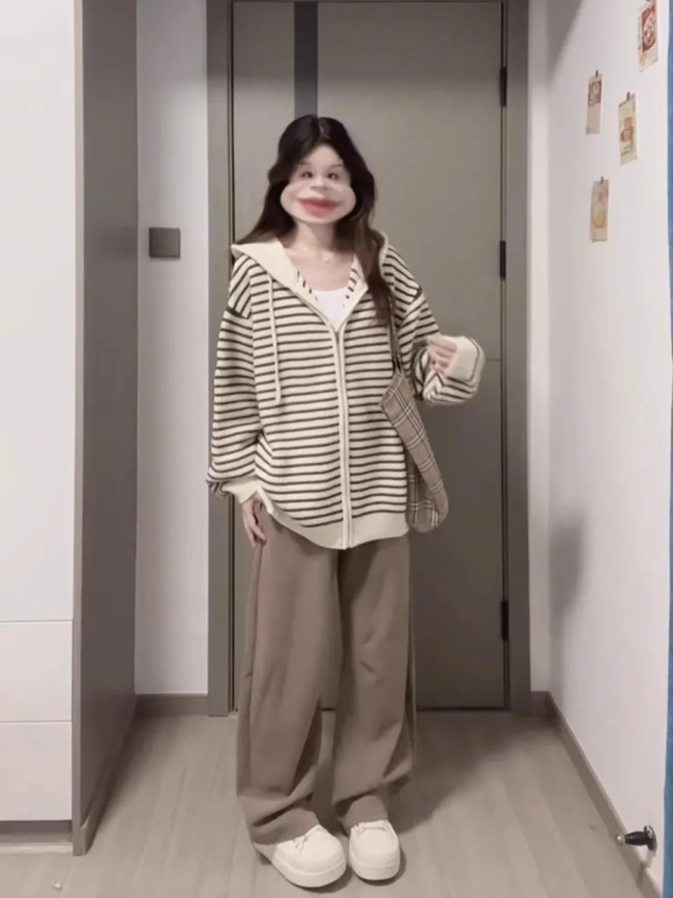 سترة نسائية كاجوال طويلة بغطاء للرأس مخططة ومفتوحة بسحاب Jaet فضفاضة على شكل كرة كورية #4