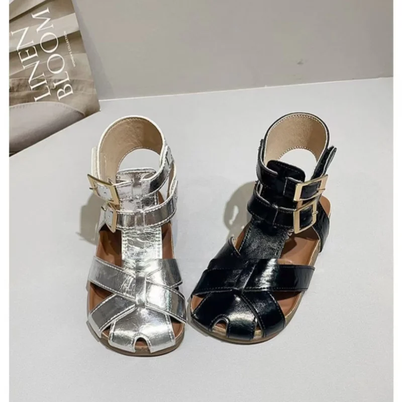 

Girl Summer Princess Baotou Sandals Casual Versatile Beach Shoes 2025 New Children's Hollow Breathable Fashion High Top Sandals