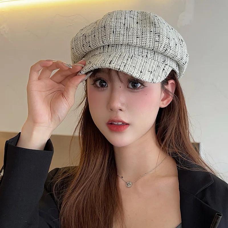 Topi baret oktagonal wanita, tutup kepala pelukis kotak-kotak Hitam Putih Vintage Korea musim semi musim gugur untuk perempuan