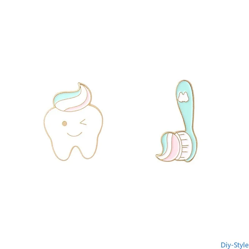 

Toothbrush Teeth Styling Clothing Accessories Backpack Alloy Brooch Badge Enamel Lapel Pins Wholesale