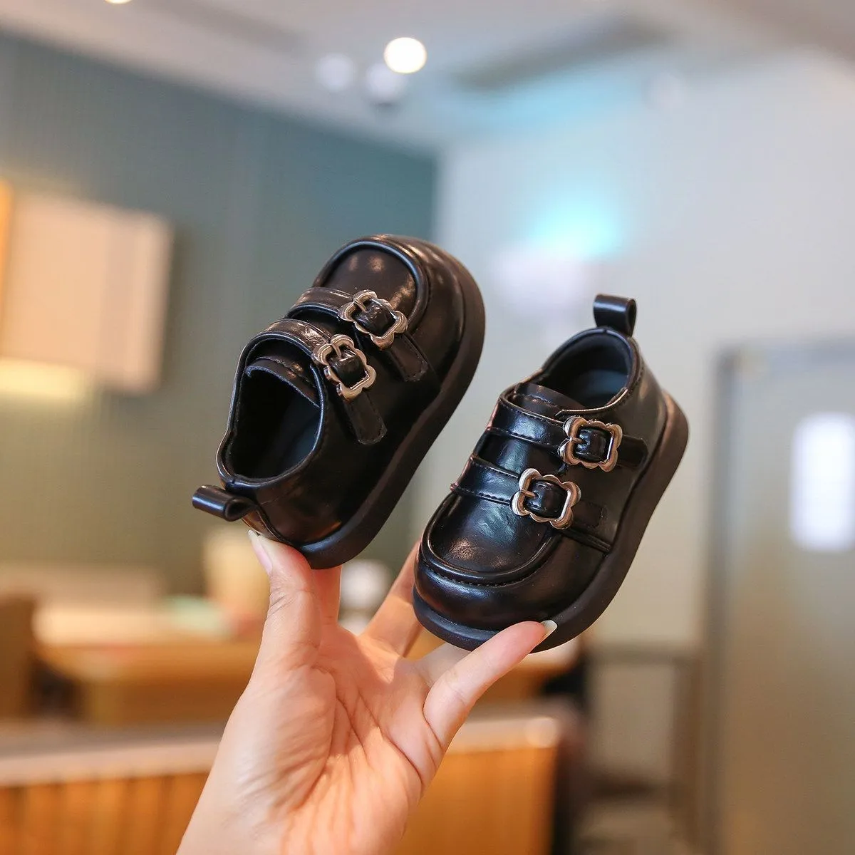 Children Leather Shoes Buckle Solid School Four Seasons Kids Flat Shoe Fashion Round Toe Flexiable Preschool Baby Girls Shoes