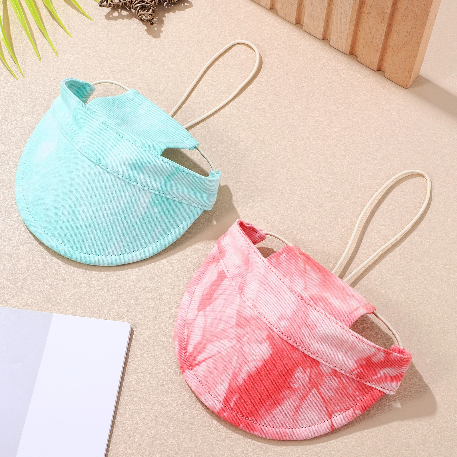 

2Pcs Pet Sun Protection Hat Wide Brim Ear Holes Design Adjustable Neck Strap for Outdoor Activities Pet Sun Hat