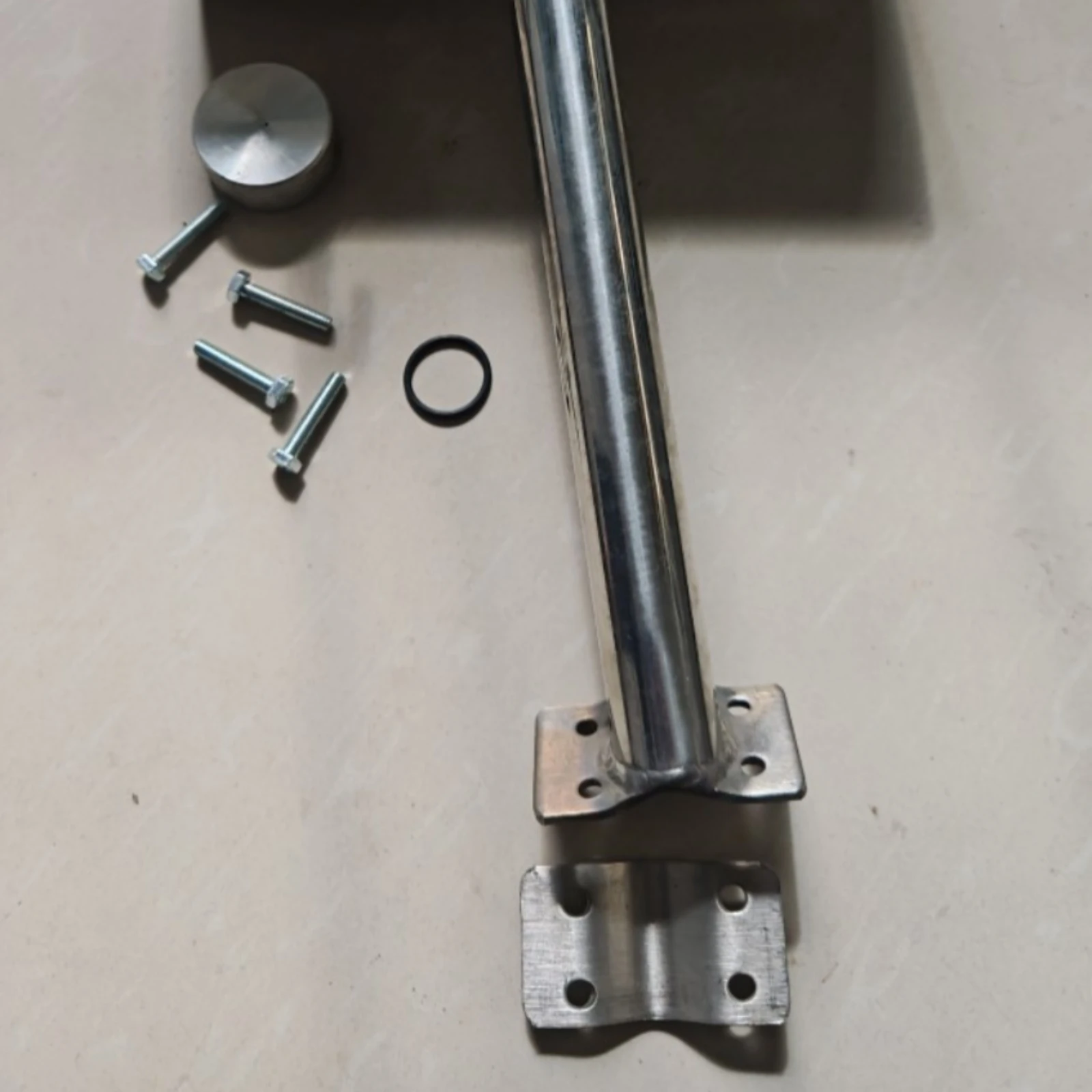 Cylindrical Auxiliary Fuel Tank Streamlined Cycle Auxiliary Fuel Tank Slim Corrosion-Resistant for Small Vehicle Builds