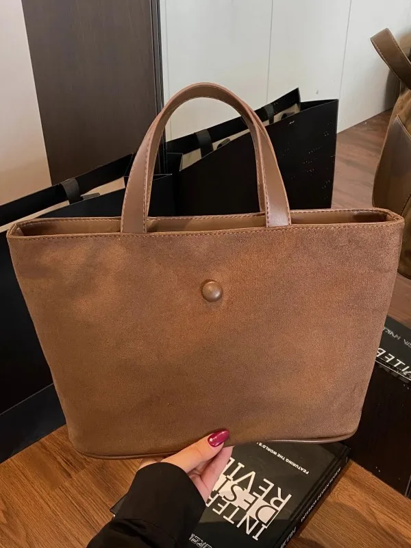 Winter Vintage Deer…