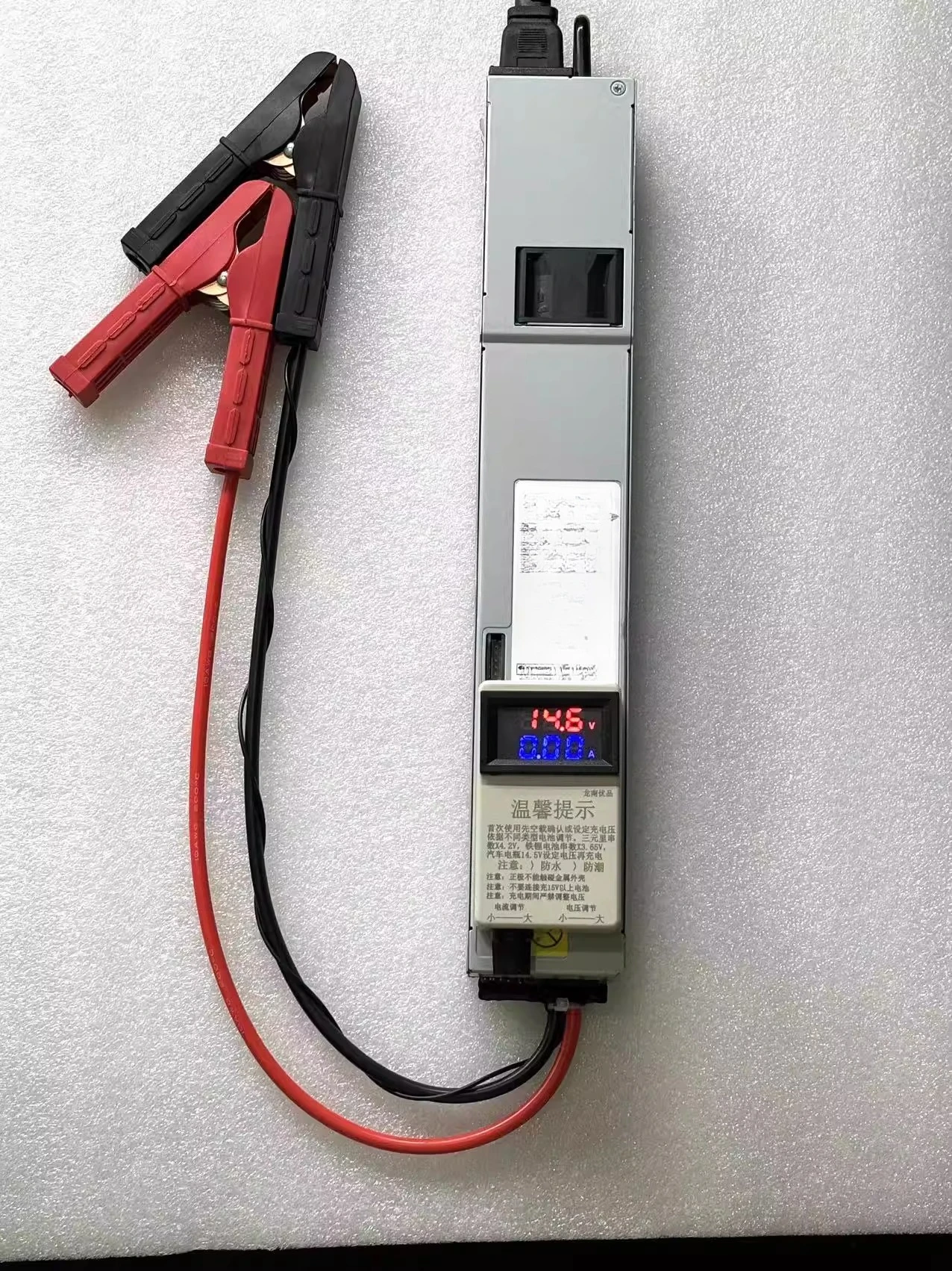 

12 В 14,6 В True 50 А литий-железо-фосфатный, тройной литий-свинцово-кислотный аккумулятор, регулируемое зарядное устройство