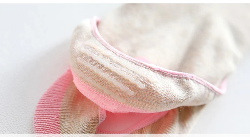 5 Paar bunte Fünf-Zehen-Socken für Damen, unsichtbare, atmungsaktive, rutschfeste, niedrig geschnittene Bootssocken aus Baumwolle für Schuhe – Detail 4