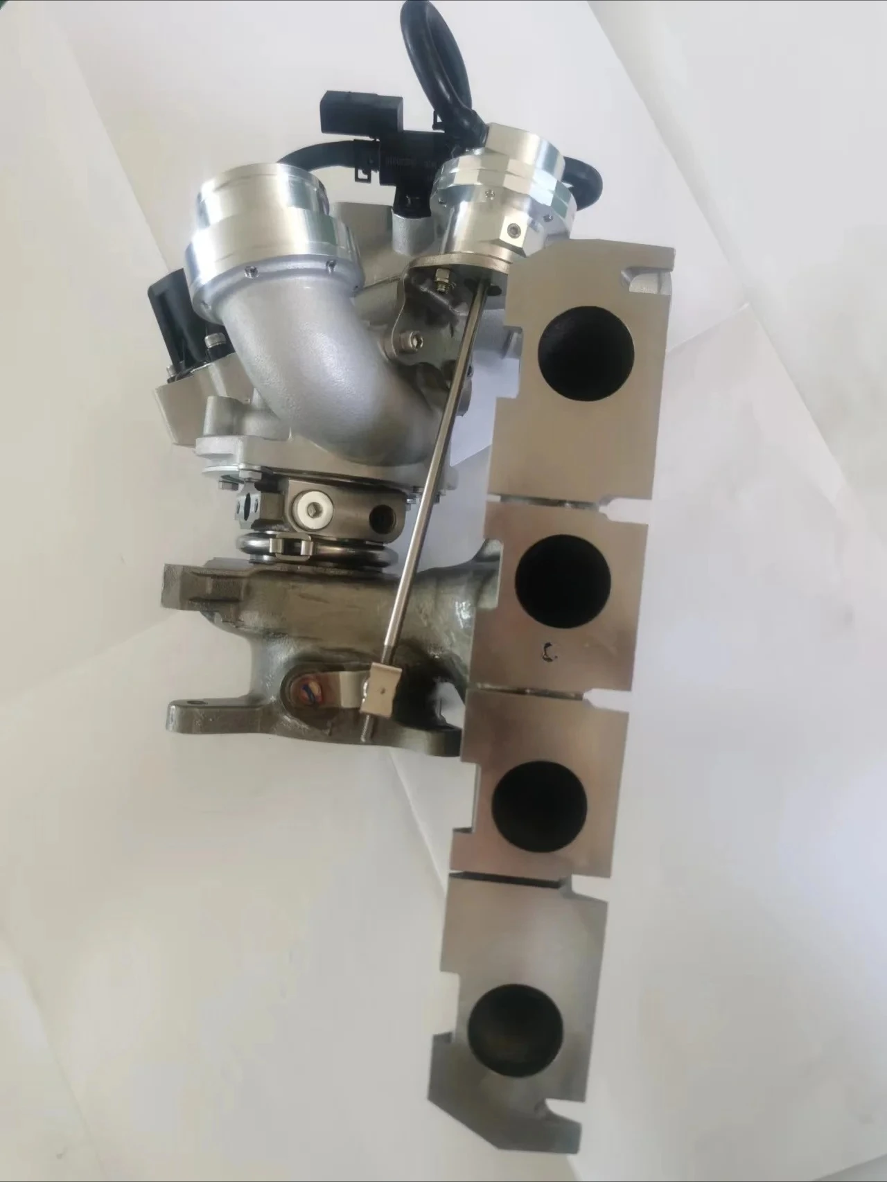 K04 Turbocharger Model 53049880064 New Status