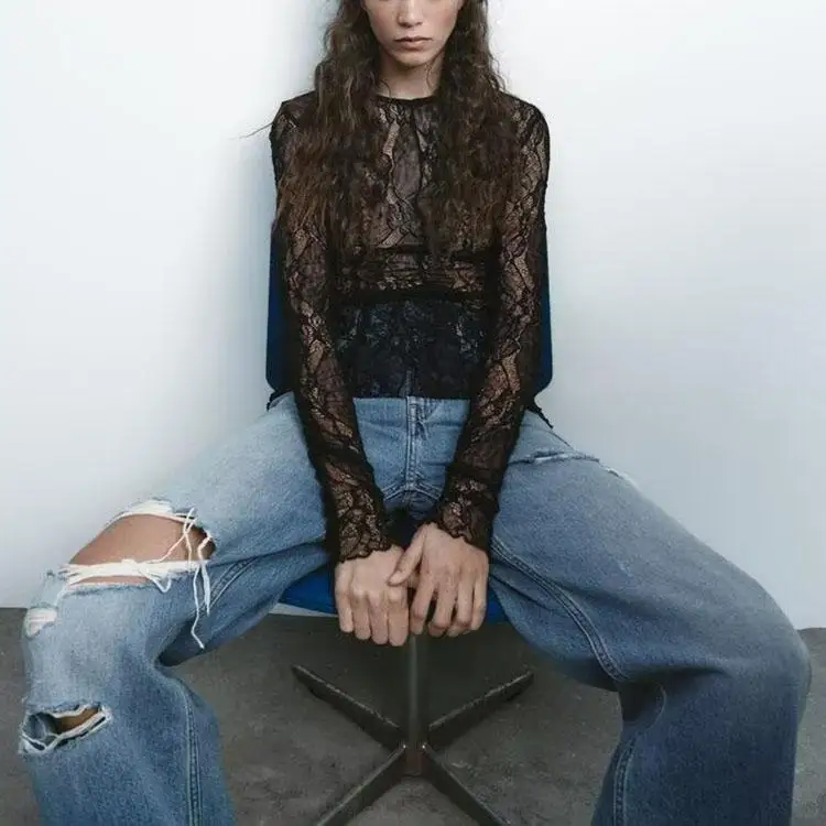 Lente nieuwe collectie dames losse mid-taille denim jeans decoratief gat casual sle lange broek comfortabele pasvorm damesjeans