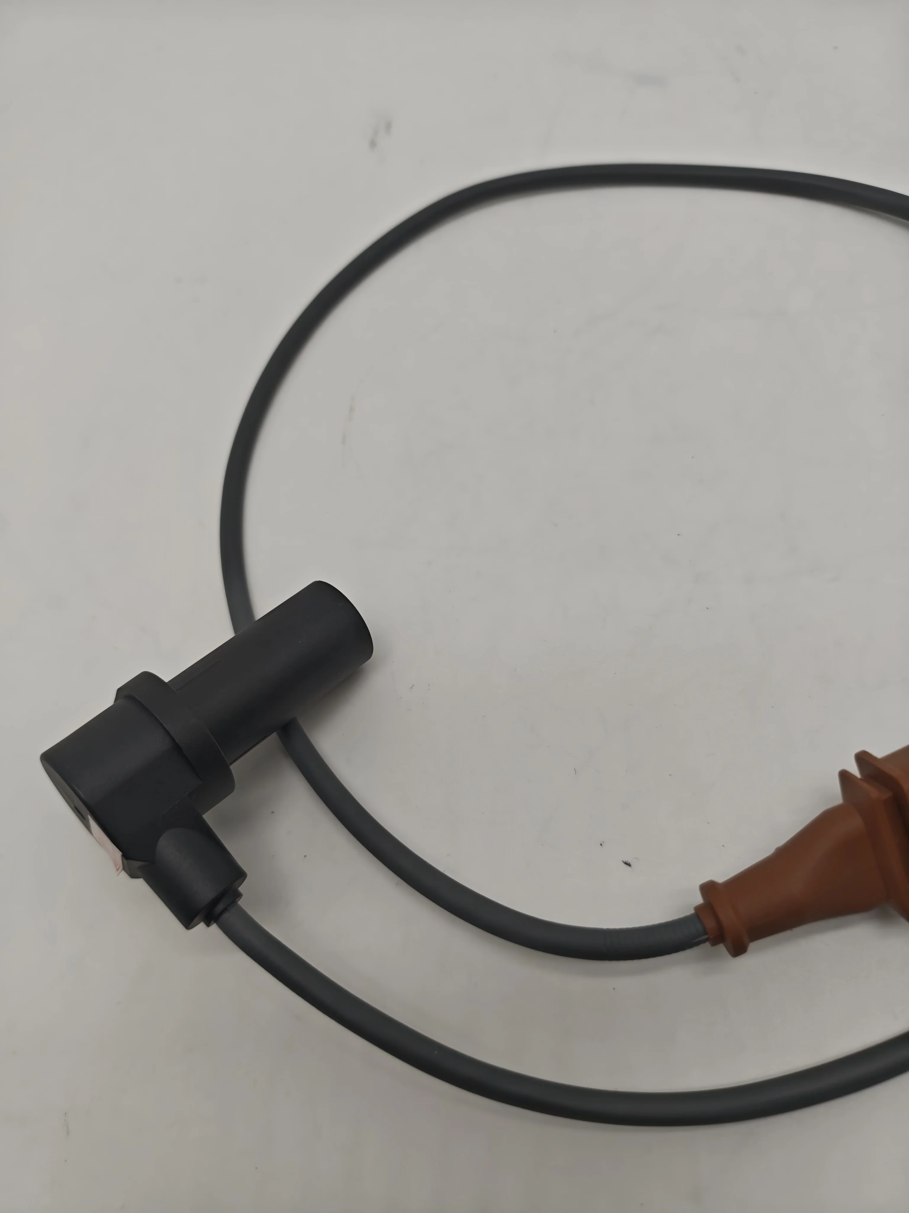 7L5905381 95560638100 95560638101 مستشعر موضع العمود المرفقي لـ 9PA Porsche Cayenne 2003-2006