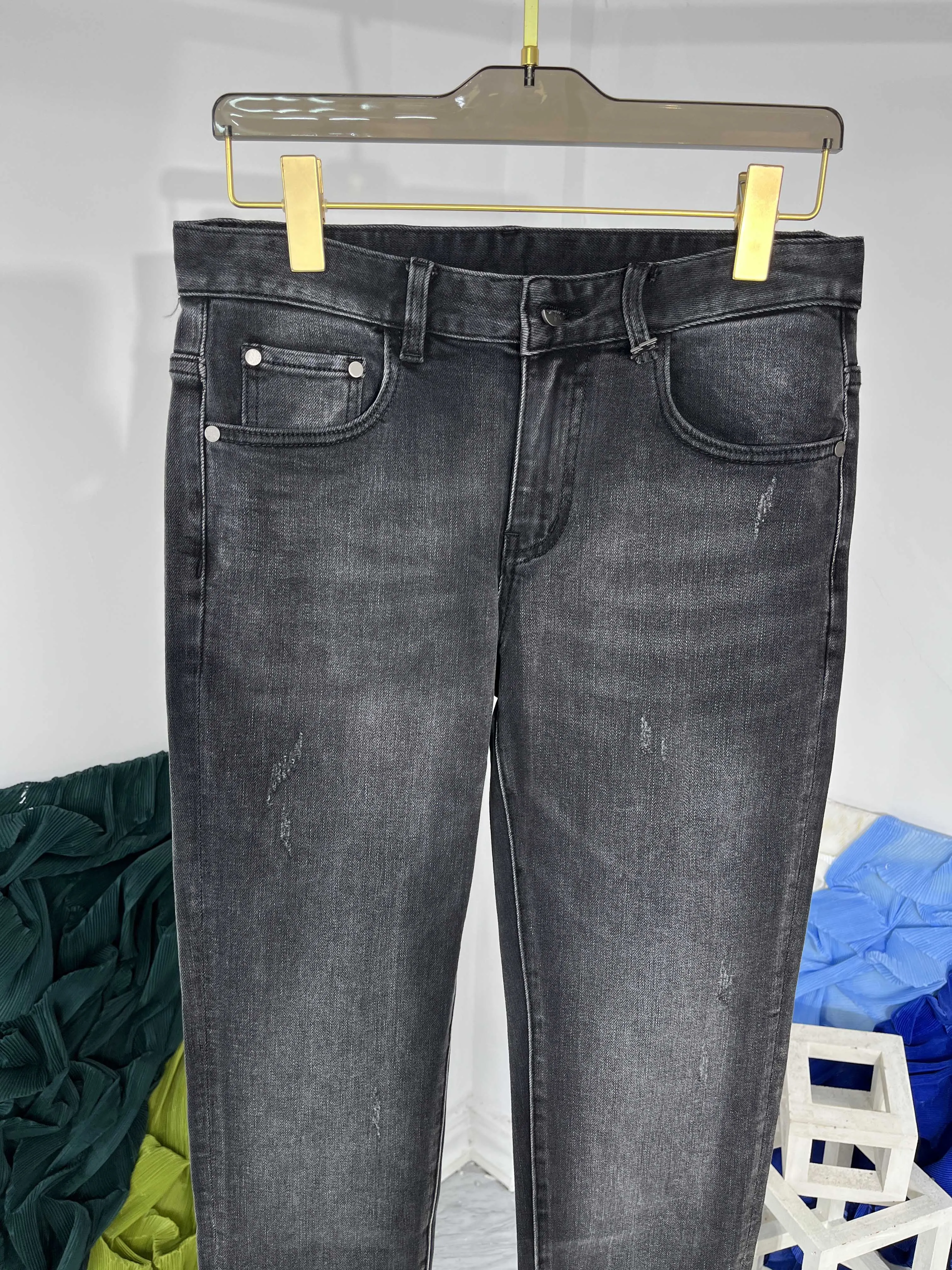 Europe American Autumn Winter Chic Men High Quality Denim Pants Hot Fashion Brand New Designer Jeans C144