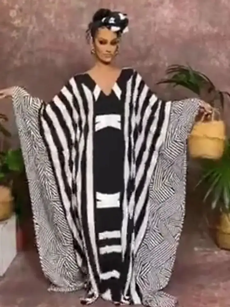 

2025 neue Art Mode übergroße afrikanische Frauen Kleidung Dubai Dashiki Abaya Free Size Print Design mit Schal lockers langes K