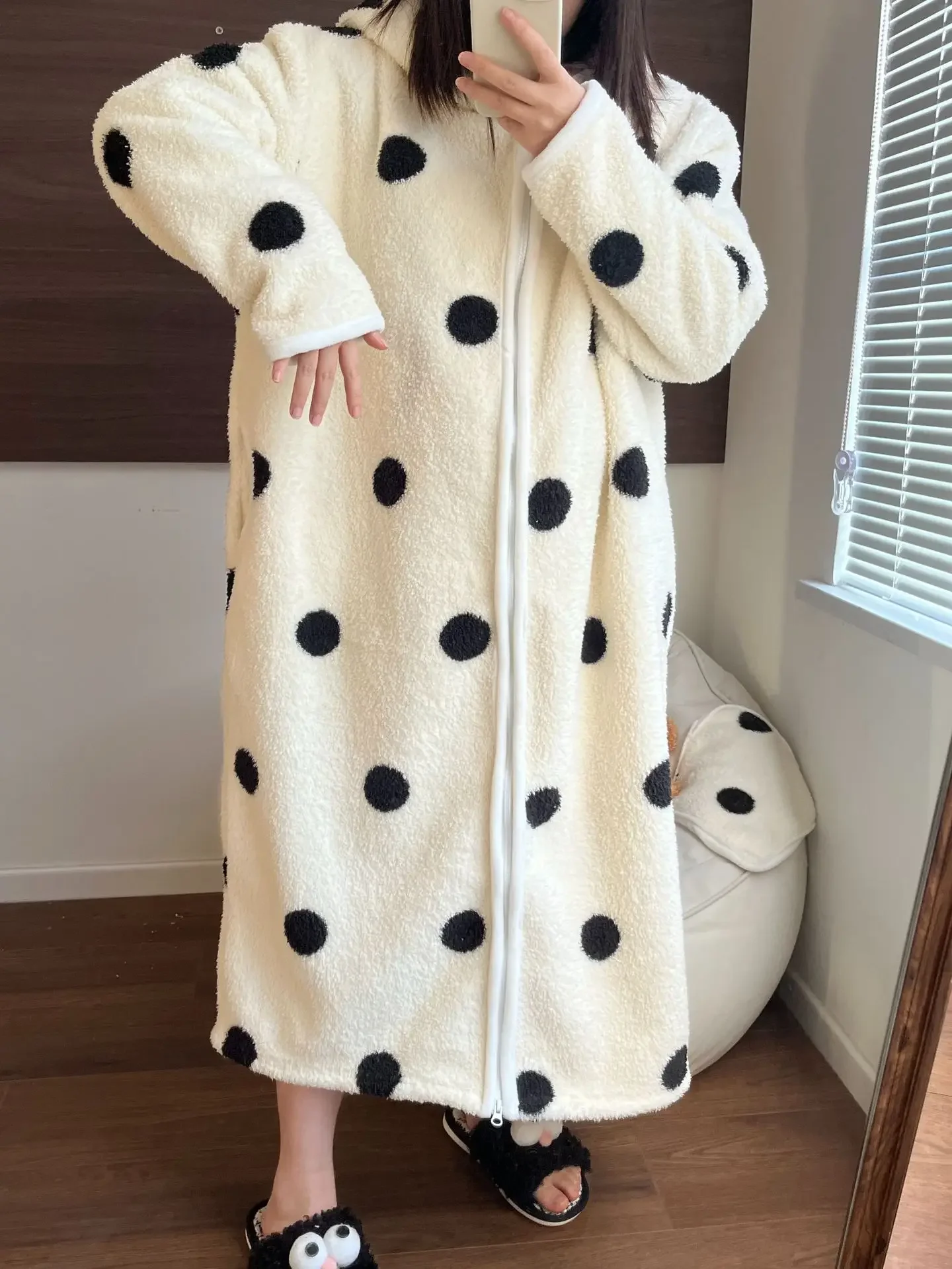 

Women Cute Cartoon Print Sleepwear Onesize Loose Robe Autumn Winter New Home Clothes Long Hooded Kimono Nightgown Pajamas