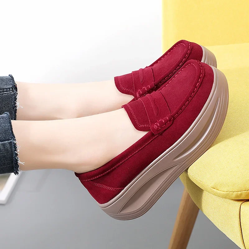 Plus Size Rocking Shoes Sneakers Wedges Casual Shoes Women Soft Soled Slip on Platform Non-slip Running Shoes Zapatos Mujer