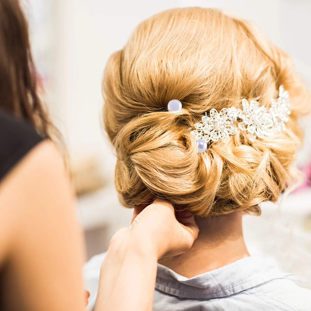 

60pcs Pearl Clips Spring Screw Hairpin For Bride Hair Spiral Design Easy To Use For Long Short Hair Updo Braid Bun