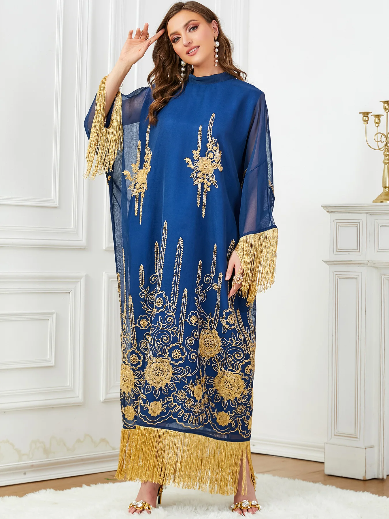 Dubai Fashion Elegant Batwing Sleeve Tassel Embroidery Dresses Party Clothing Moroccan Saudi Kaftan Turkish Islam Robe Vestidos