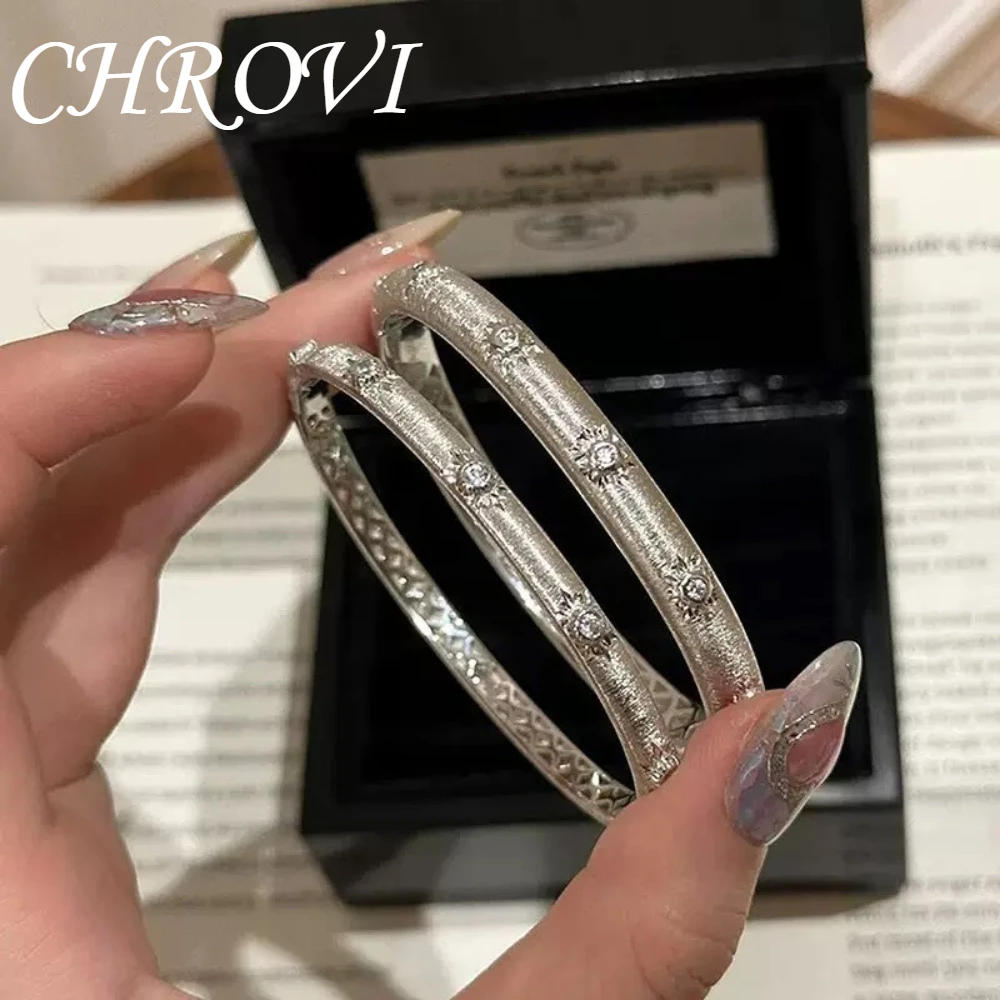 Medieval 925 sterling silver brushed luxury laser-cut sparkling diamond bracelet with clasp accessory and hand ring