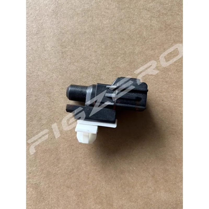 For Baojun 510 560 730 610 Genuine Environmental Temperature Sensor Exterior Temperature Sensors 23865115