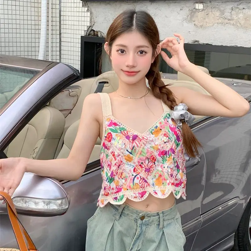 

Винтажный цветной короткий топ на тонких бретельках, летний топ с вышитым крючком и v-образным вырезом, пляжная майка