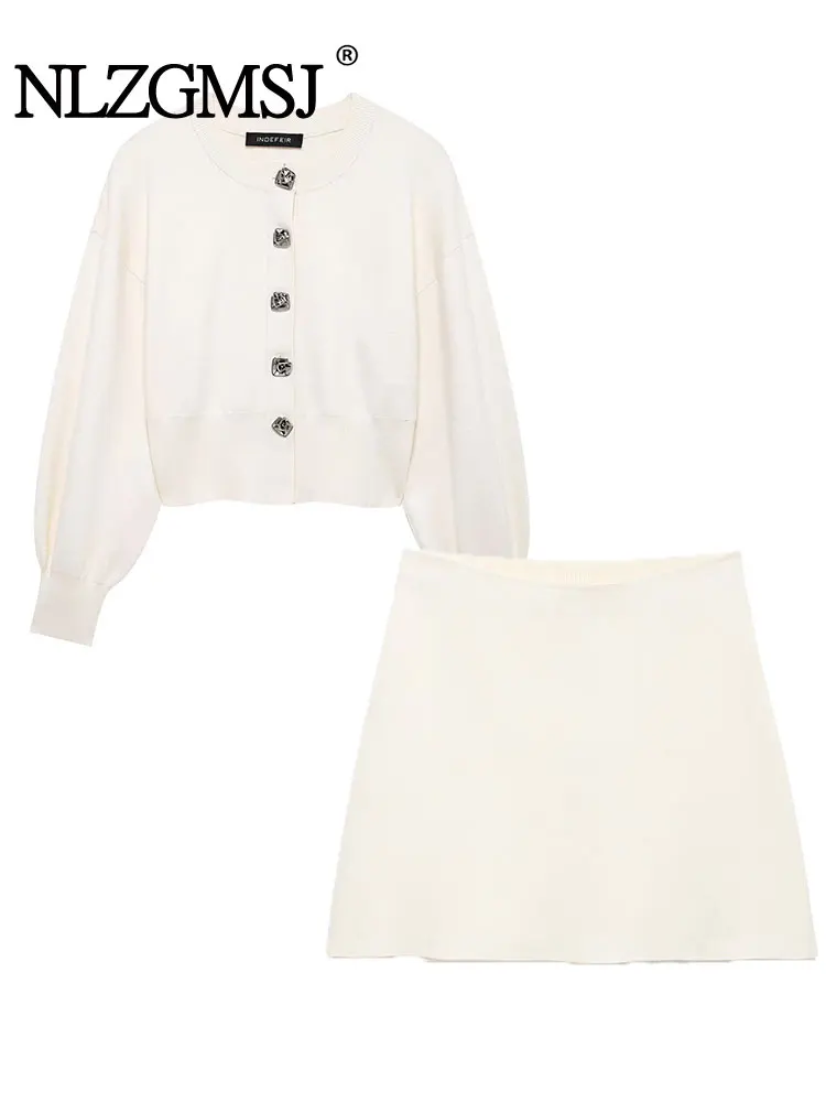 

Весенние комплекты с трикотажными юбками для женщин, комплект из 2 предметов, новый модный вязаный кардиган, пальто + мини-юбки, женский костюм