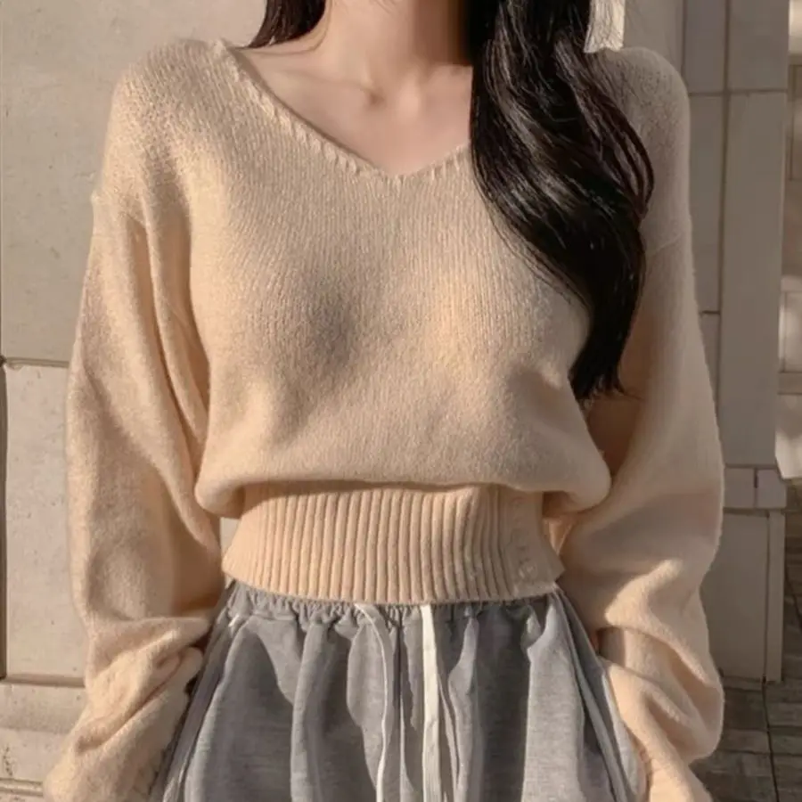 

Autumn and Winter Simple Side Buckle Waist Slimming Short Style Knitted Sweater Women's Pullover Sweater
