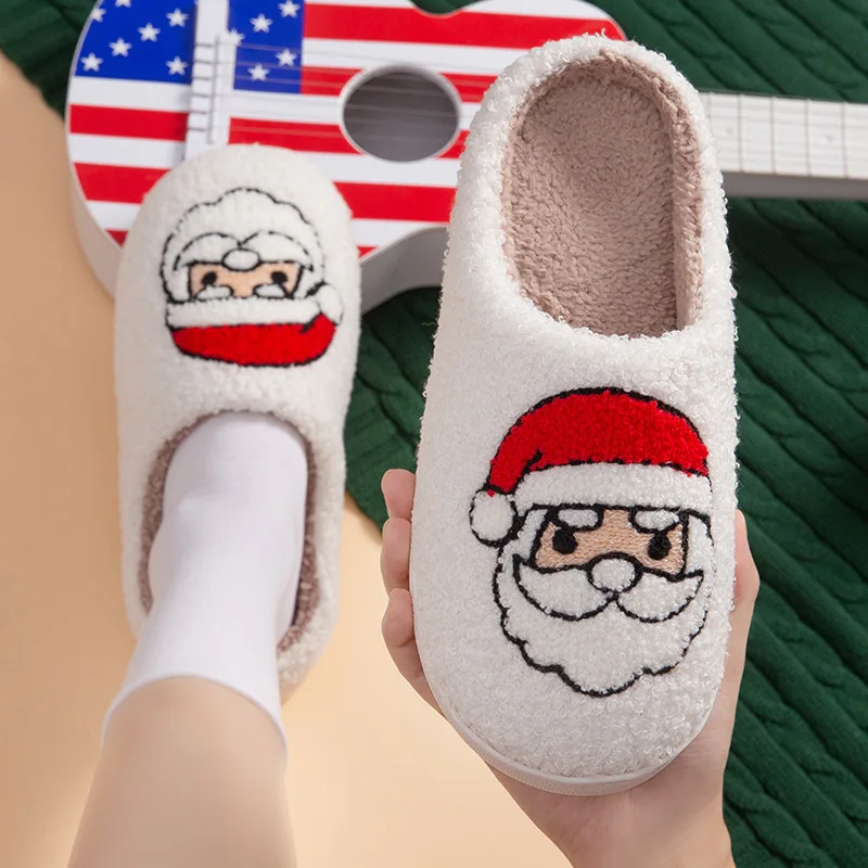 2024 Mode Weihnachten Hausschuhe Frauen nach Hause Winter niedlichen Cartoon Sandalen Männer warm rutsch feste flache Rutschen Paar weiche Weihnachts schuhe