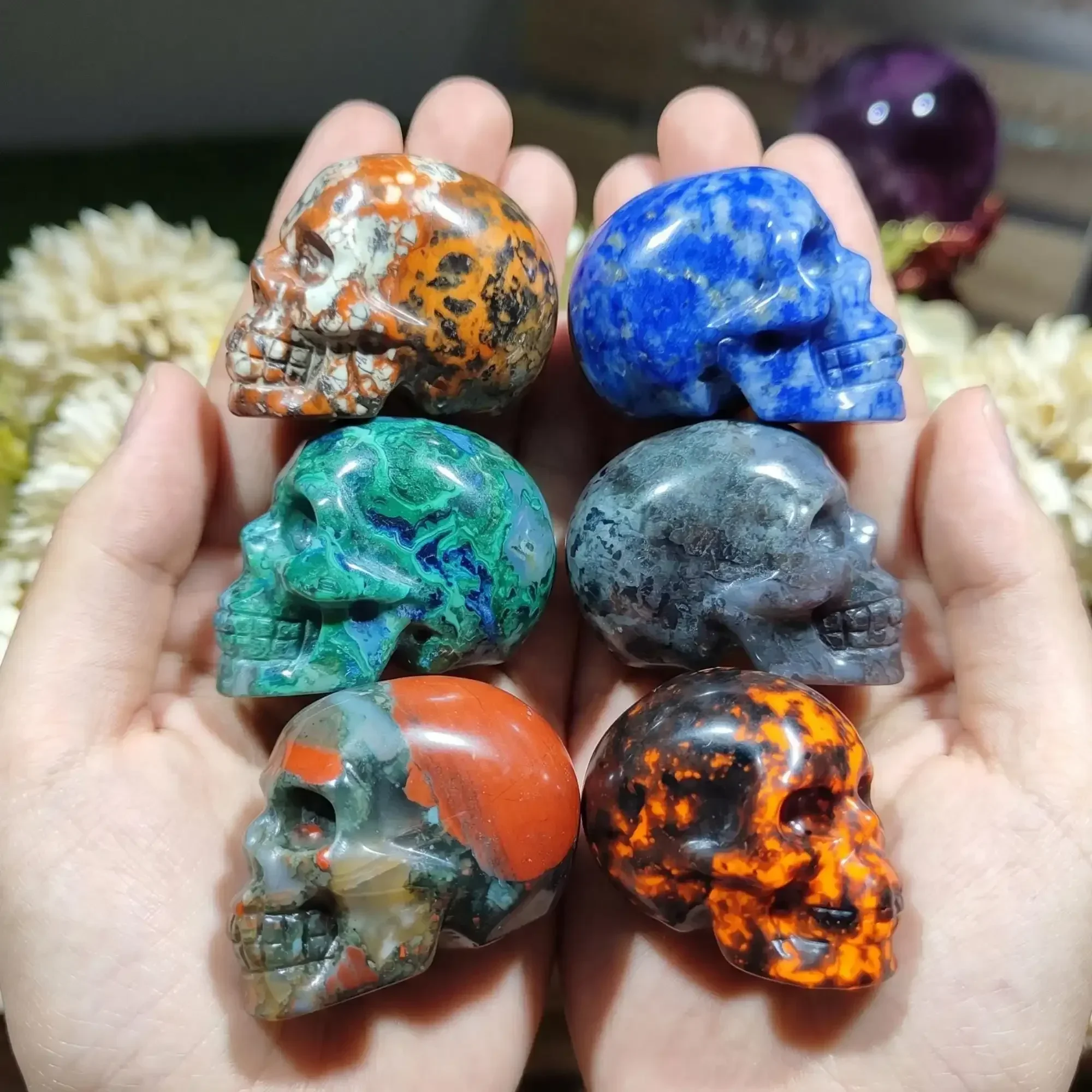 5cm Multi Crystal Skull Carving,Polished UV Reactive Stone Skull Figurine,Gothic Halloween Decor