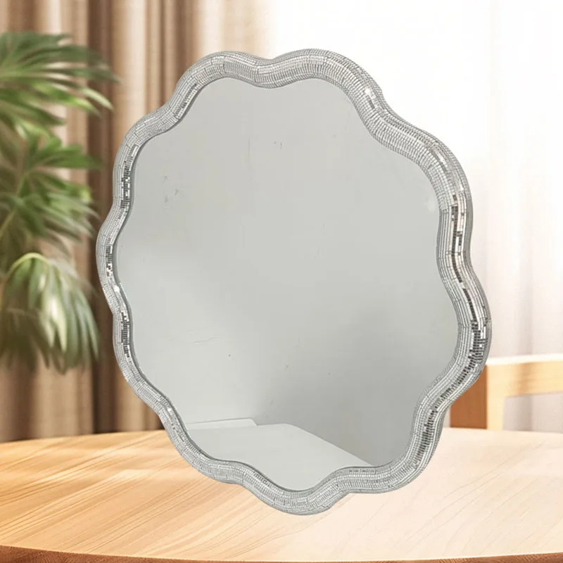 Lounge Aesthetic Mirror Modern Design Creative Clear Cute Chinese Save Space Mirror Minimalist Spiegel Wand Home Decoration
