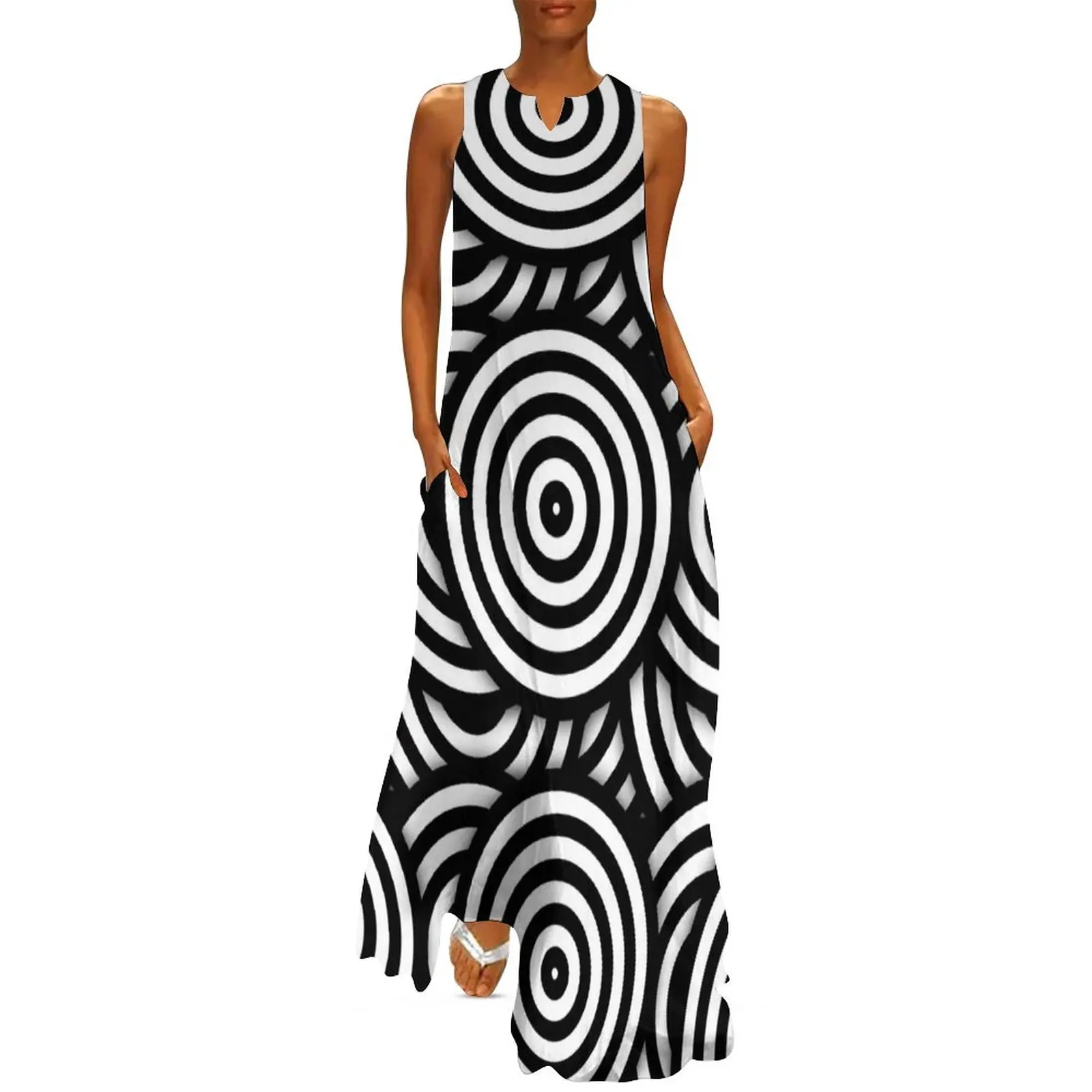 

Retro Psychedelic Op Art Dress Black White Circles Night Club Maxi Dress Street Wear Bohemia Long Dresses Summer V Neck Vestidos