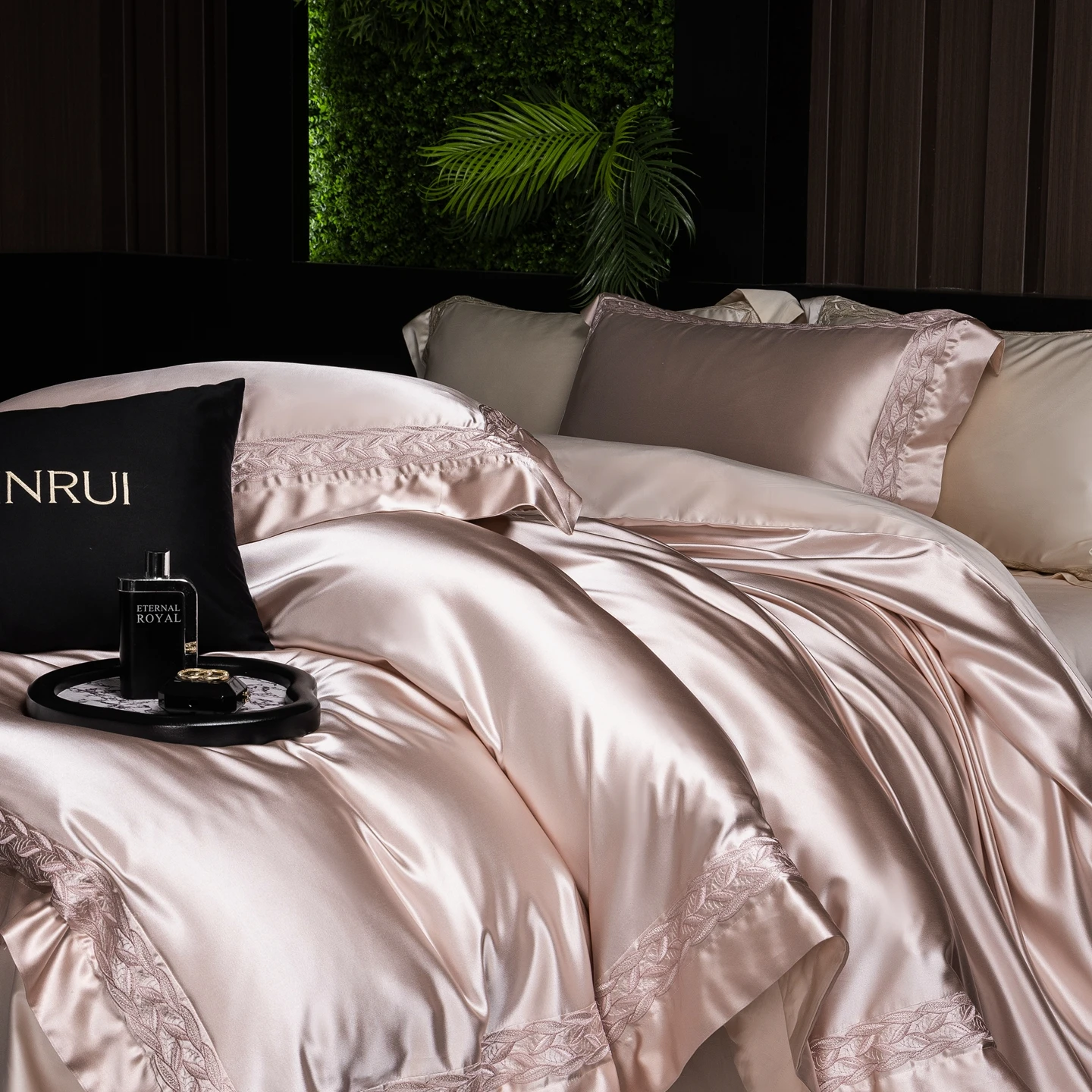 Luxury Egyptian Cotton Brocade Silky Glossy Embroidery Bedding Set Ultra Soft Duvet Cover Flat/Fitted Bed Sheet Pillowcases 4Pcs