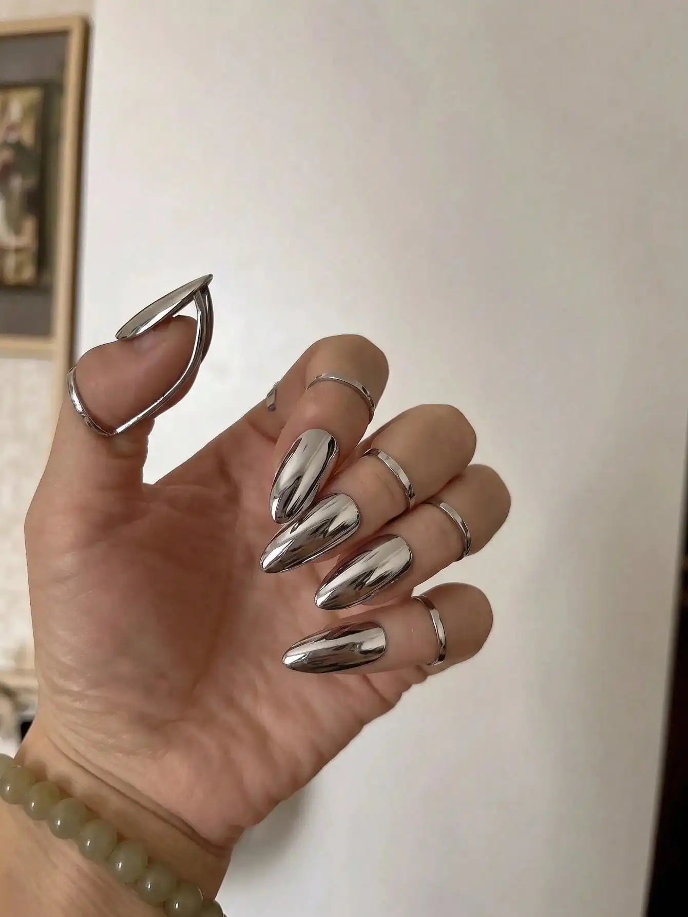 Unique Punk Five-Finger Nail Rings Mysterious Artistic Niche Jewelry for Women Men Unisex Perfect for Parties Banquets Vacations