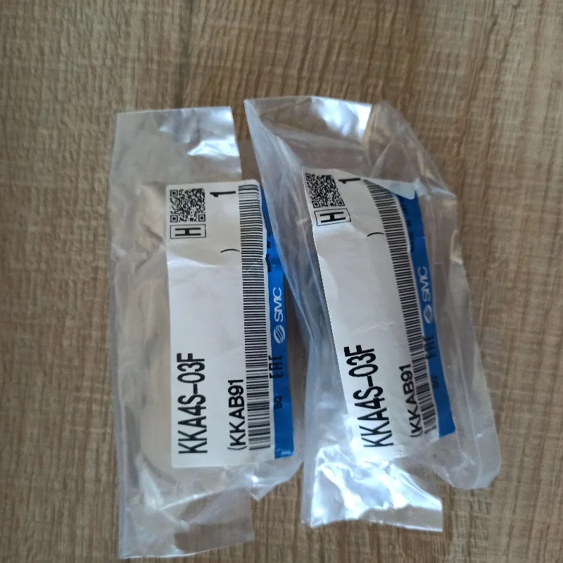 

Разъем SMC из нержавеющей стали «папа» и «мама» с обратным клапаном KKA8P/KKA8S-06F 10F 12F с внутренней резьбой