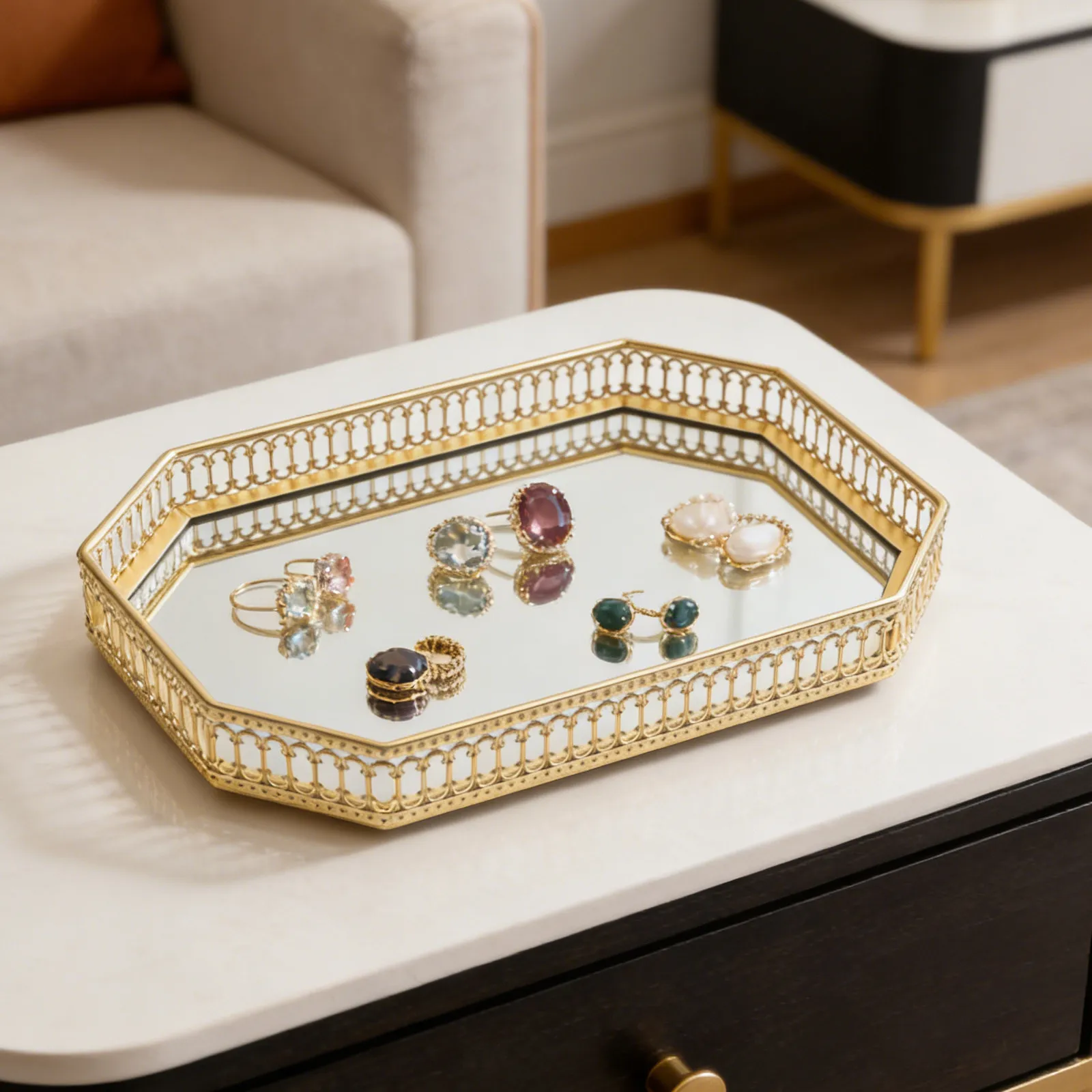 Golden Trim Mirrored Vanity Tray Rectangle Elegant Jewelry Storage Organizer Perfume Display Dresser Decorative Glass Makeup